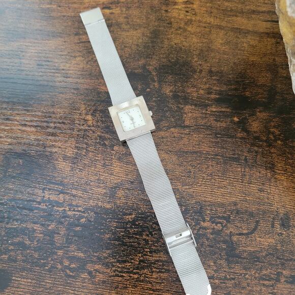 Vintage Watches Yves Rocher Square Dial Silver Mesh Band Minimalist Quartz - Picture 1 of 10